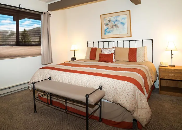 Lift One Condominiums - 1, 2, 3 Bedroom Units Adjacent To Downtown Aspen